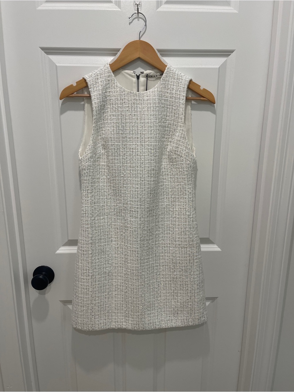 NWT Alice + Olivia Cream Textured Tweed Mini Dress